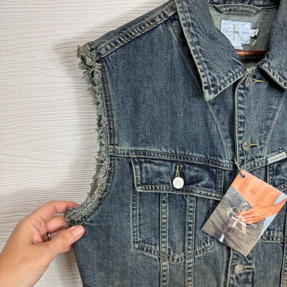 Vintage Calvin Klein Jeans Men's Dark Blue Denim Vest Dead Stock - Picture 11 of 13